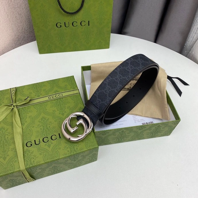 Cozy Gucci Belts 290320