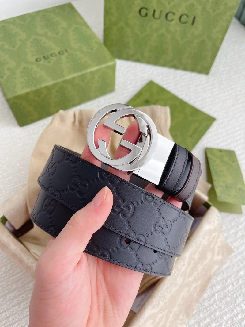 Versatile Gucci Belts 290032