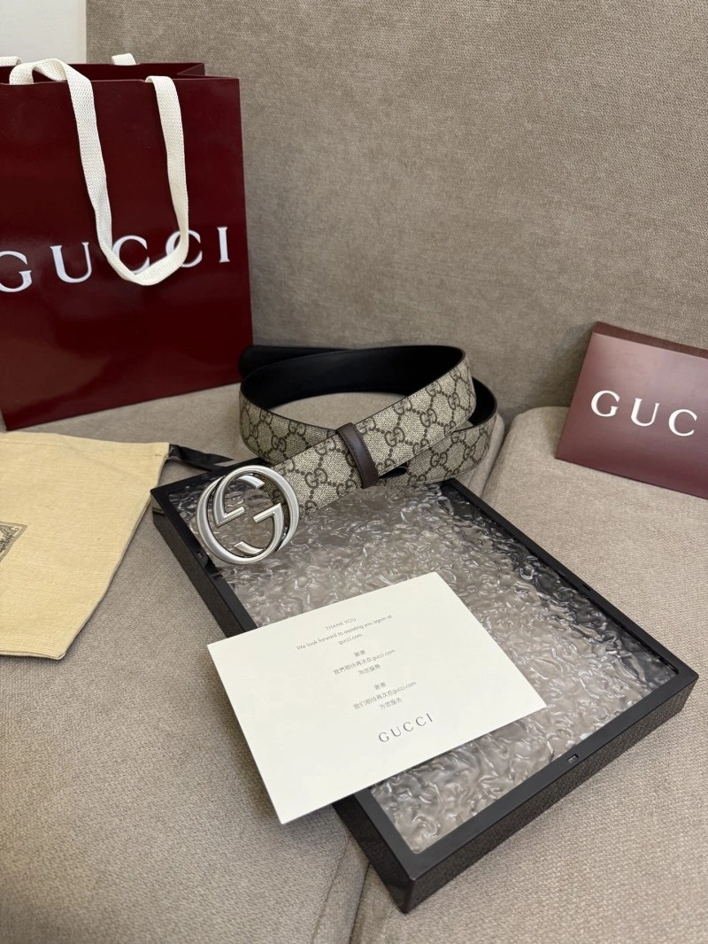 Gucci Belts Sleek 289725