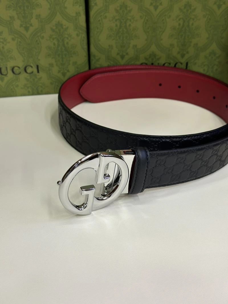 Snug Gucci Belts 293855
