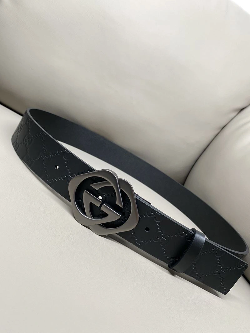 Versatile Gucci Belts 293745