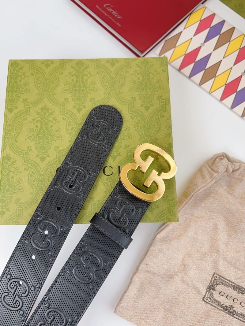 Minimalist Gucci Belts 289639