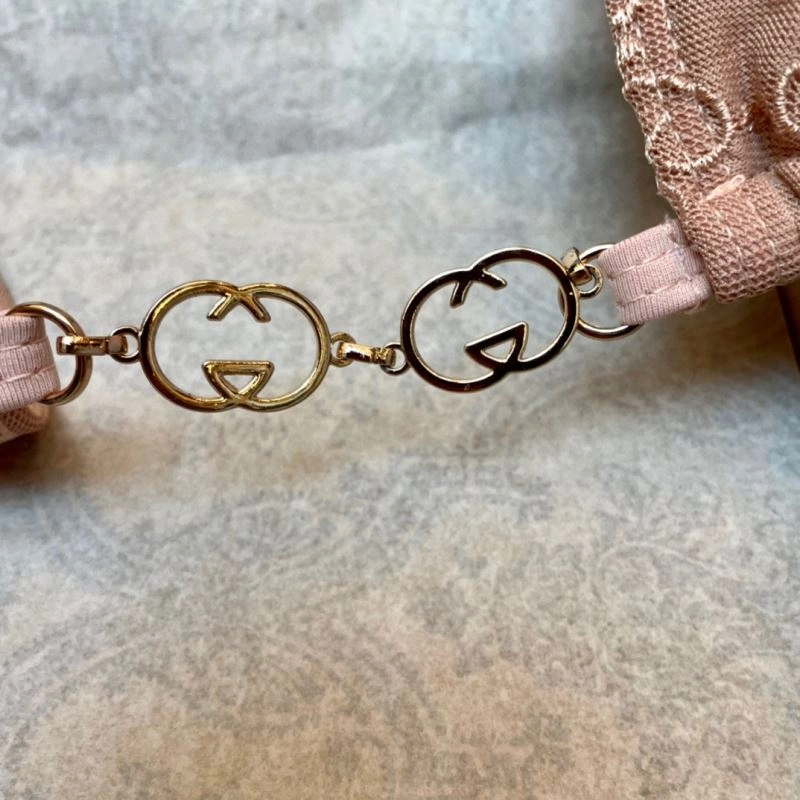 Neat Gucci Bikins 255804