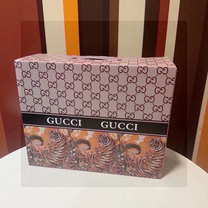 Supportive Gucci Blanket 256569