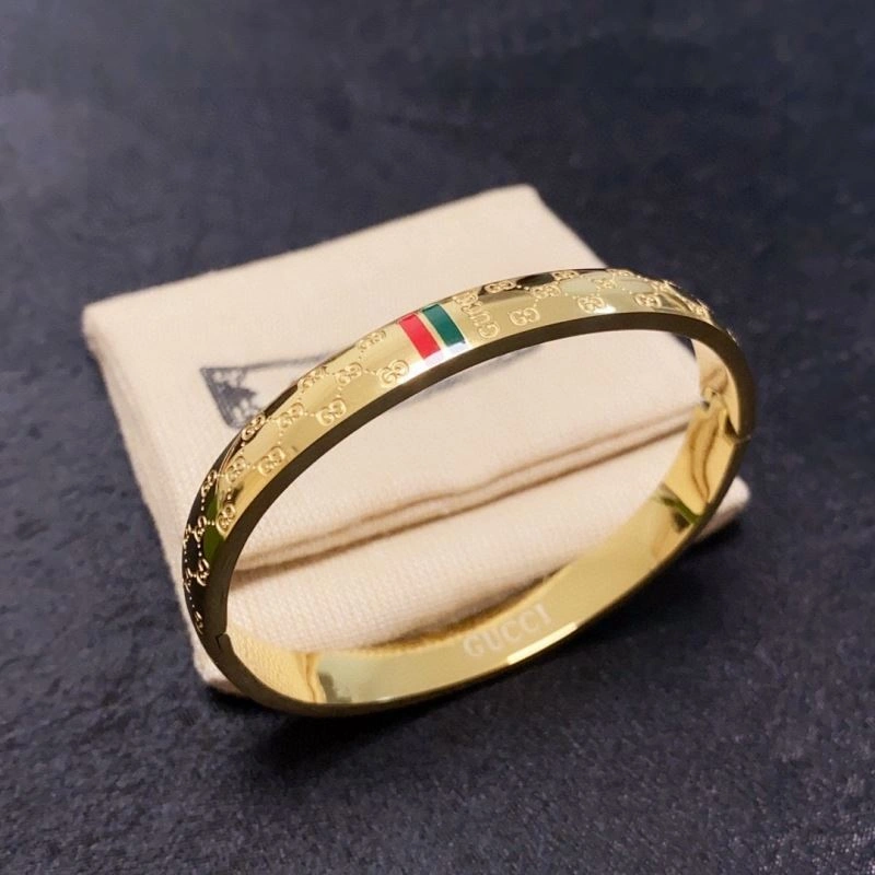 ModernLook Gucci Bracelets 246041