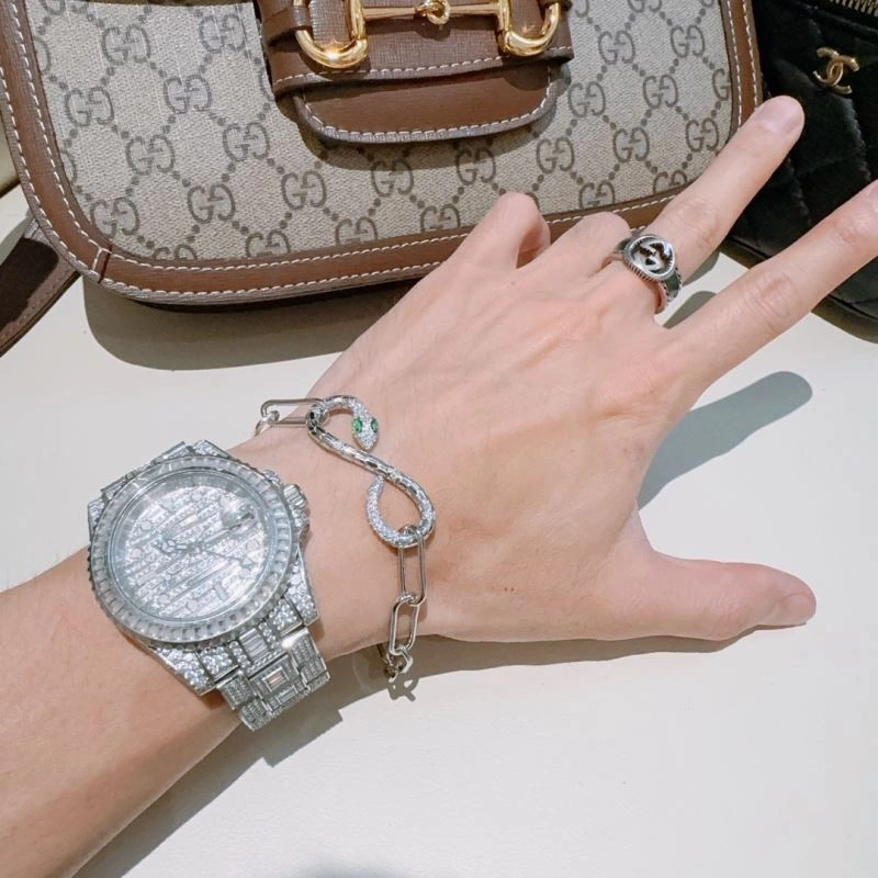 Gucci Bracelets Snug 246037