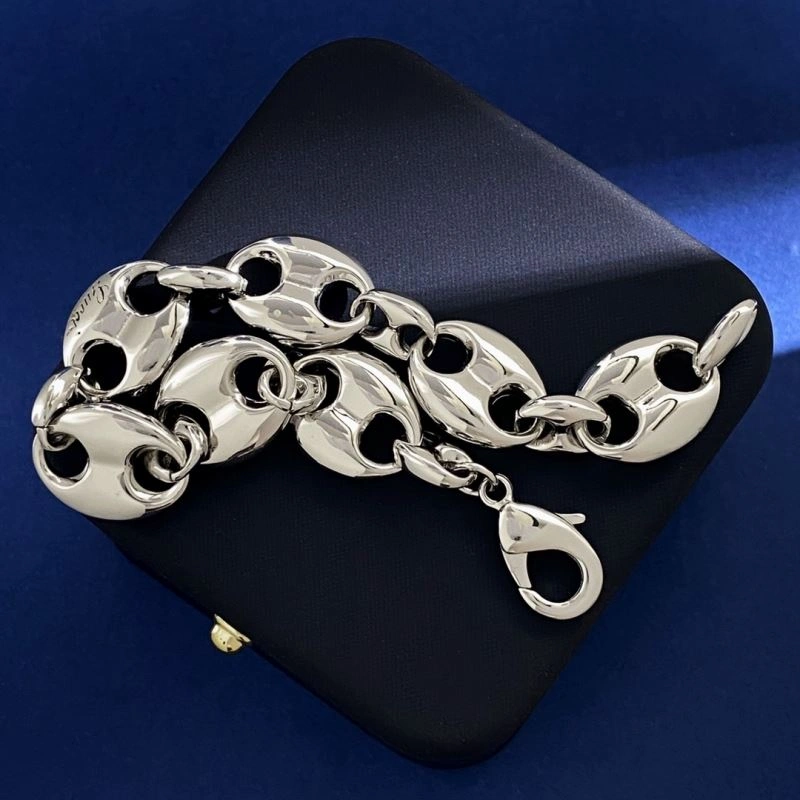 Gucci Bracelets Stylish 245875