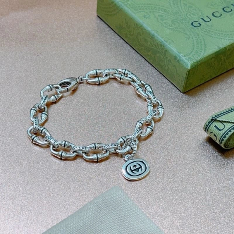 Trendsetting Gucci Bracelets 245888
