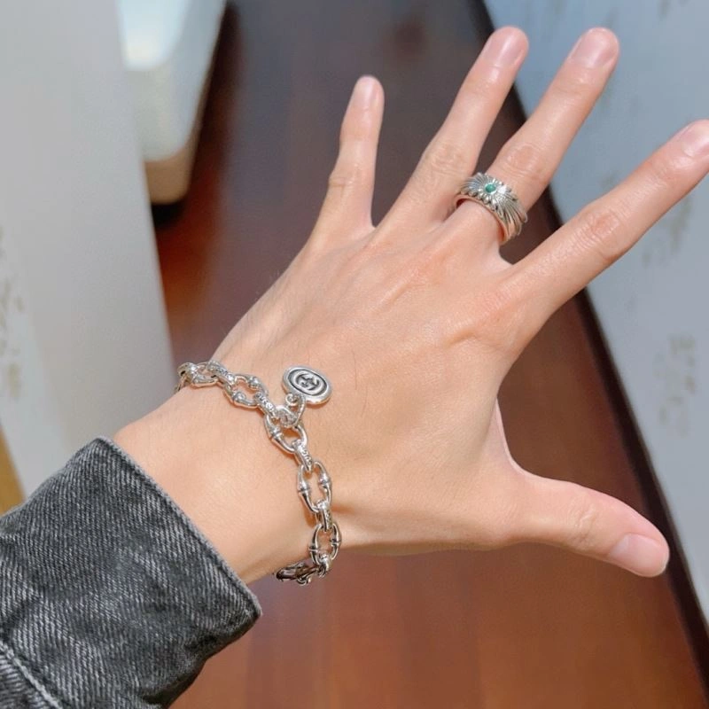 Trendsetting Gucci Bracelets 245888