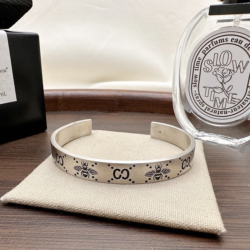 WellDesigned Gucci Bracelets 245833