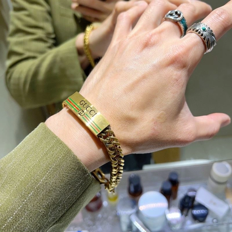 Breathable Gucci Bracelets 246370