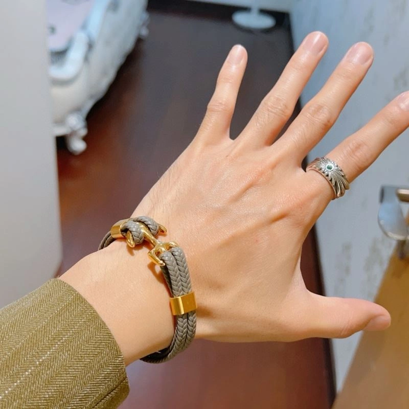 Gucci Bracelets Flexible 246369