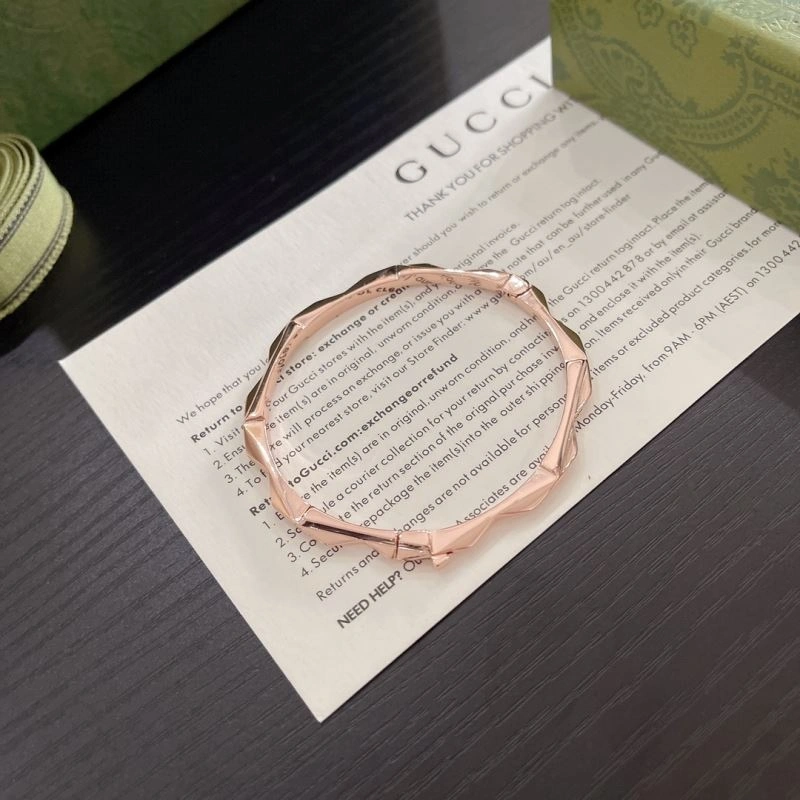 Gucci Bracelets Attractive 246348