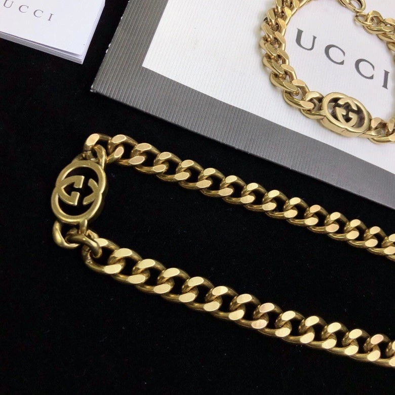 Comfortable Gucci Bracelets 246341