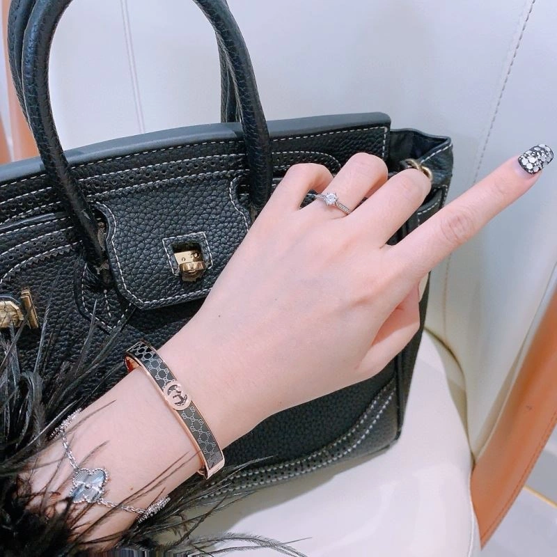 FastDry Gucci Bracelets 246326