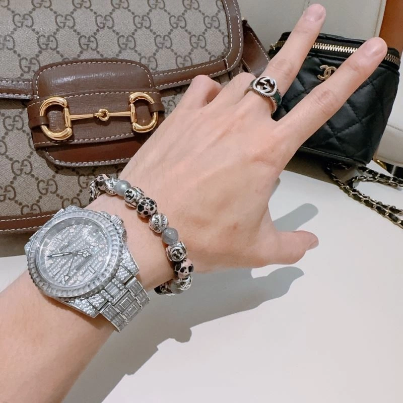 Elegant Gucci Bracelets 246296
