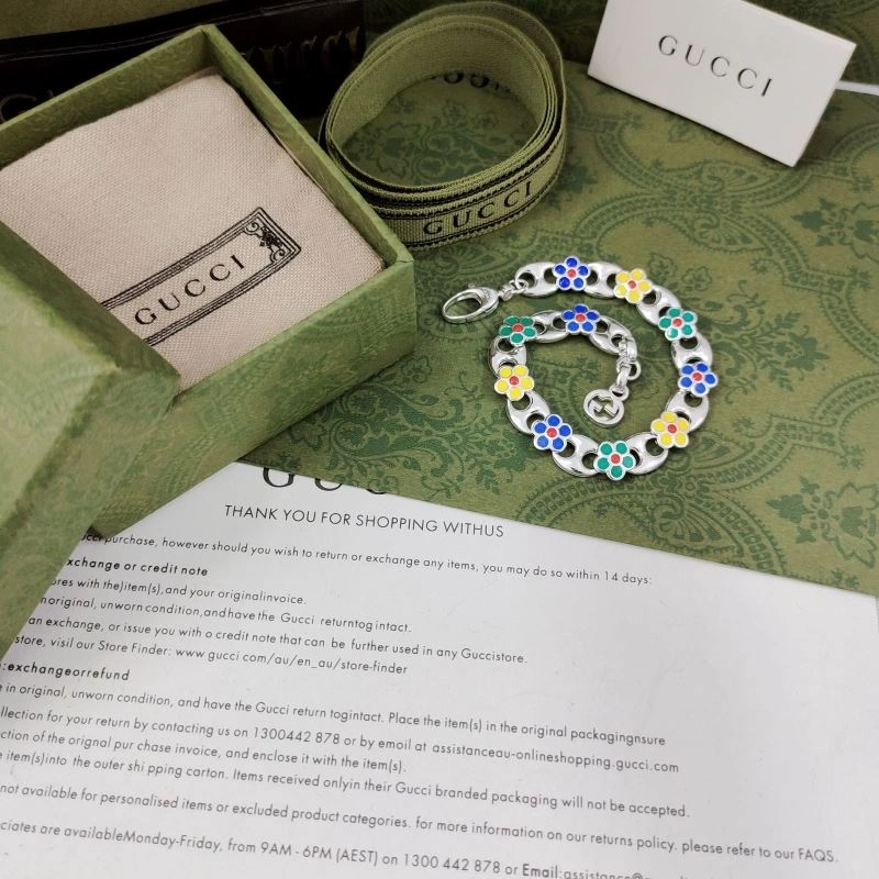 Snug Gucci Bracelets 246311