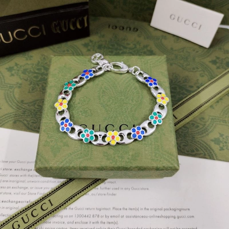 Snug Gucci Bracelets 246311