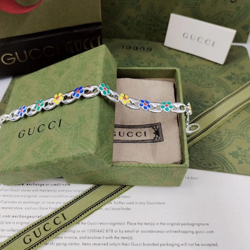 Snug Gucci Bracelets 246311