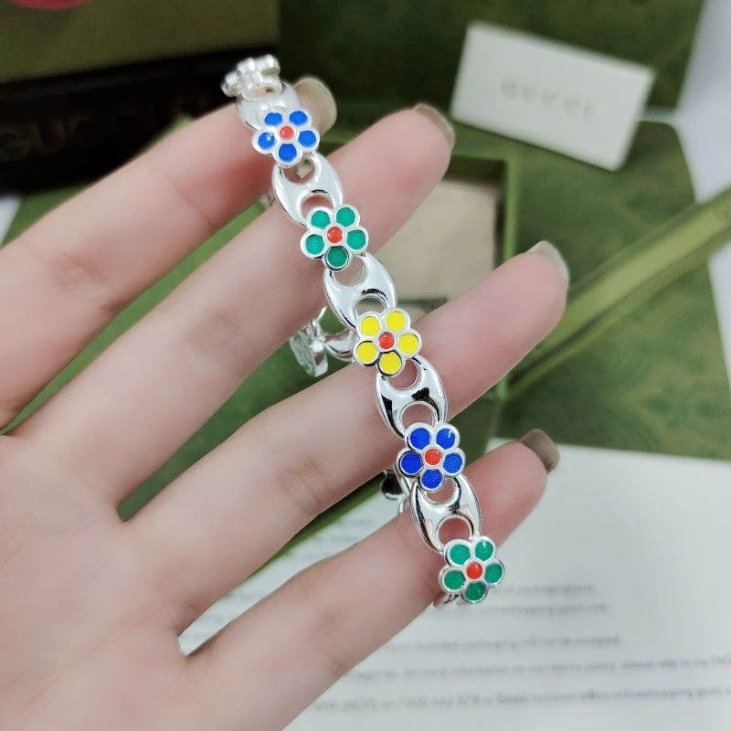 Snug Gucci Bracelets 246311