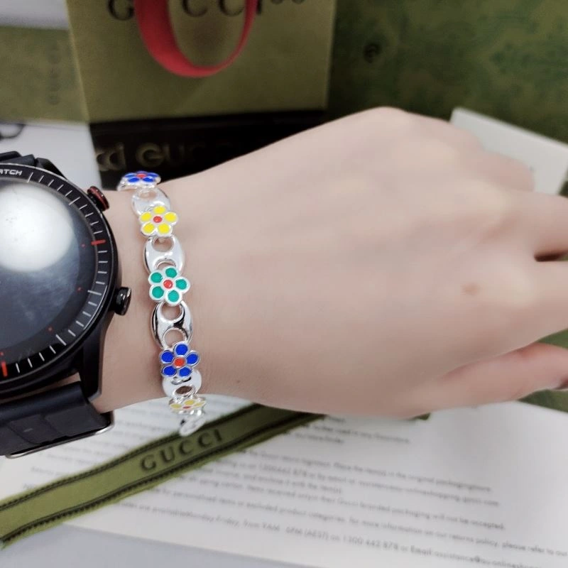 Snug Gucci Bracelets 246311