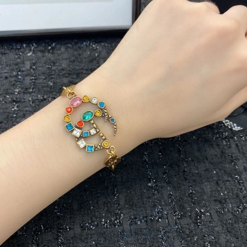 Bright Gucci Bracelets 246319