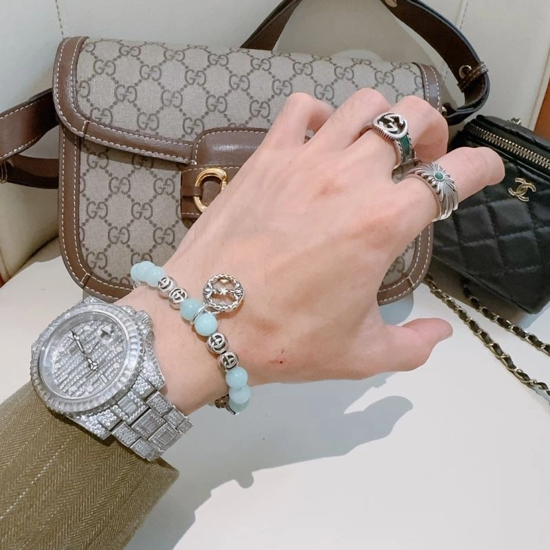 Supportive Gucci Bracelets 246263