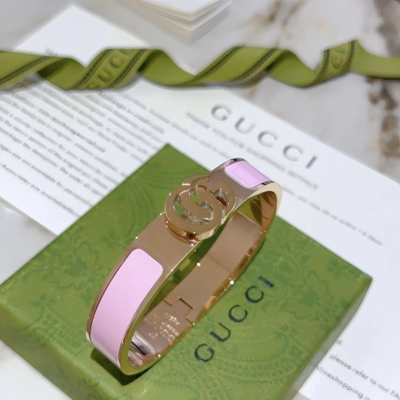 MoistureWicking Gucci Bracelets 245740