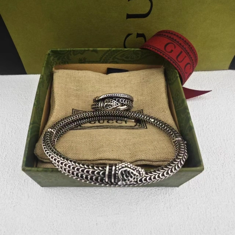 Gucci Bracelets Neat 245739