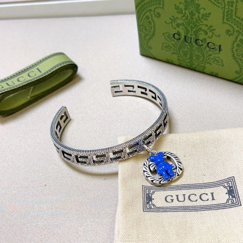 Comfortable Gucci Bracelets 245723