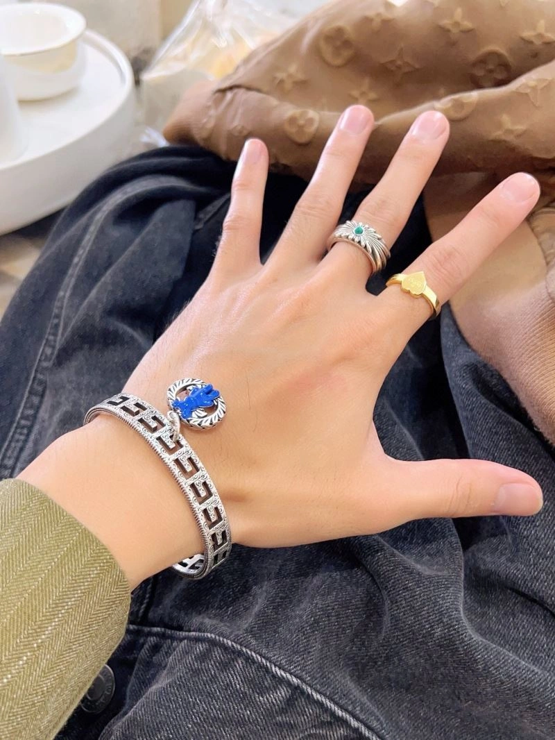 Comfortable Gucci Bracelets 245723
