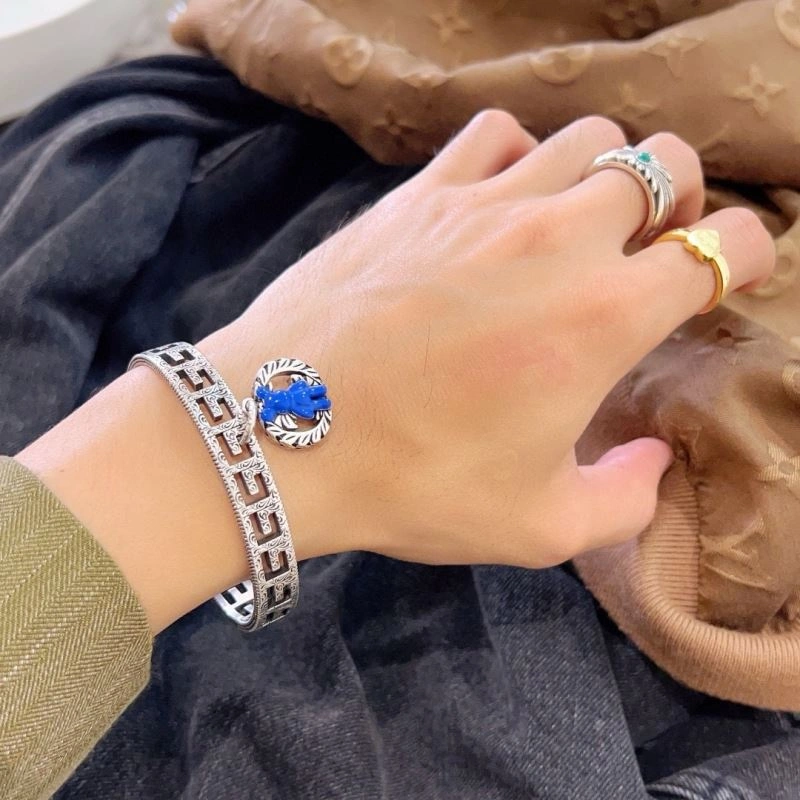 Comfortable Gucci Bracelets 245723