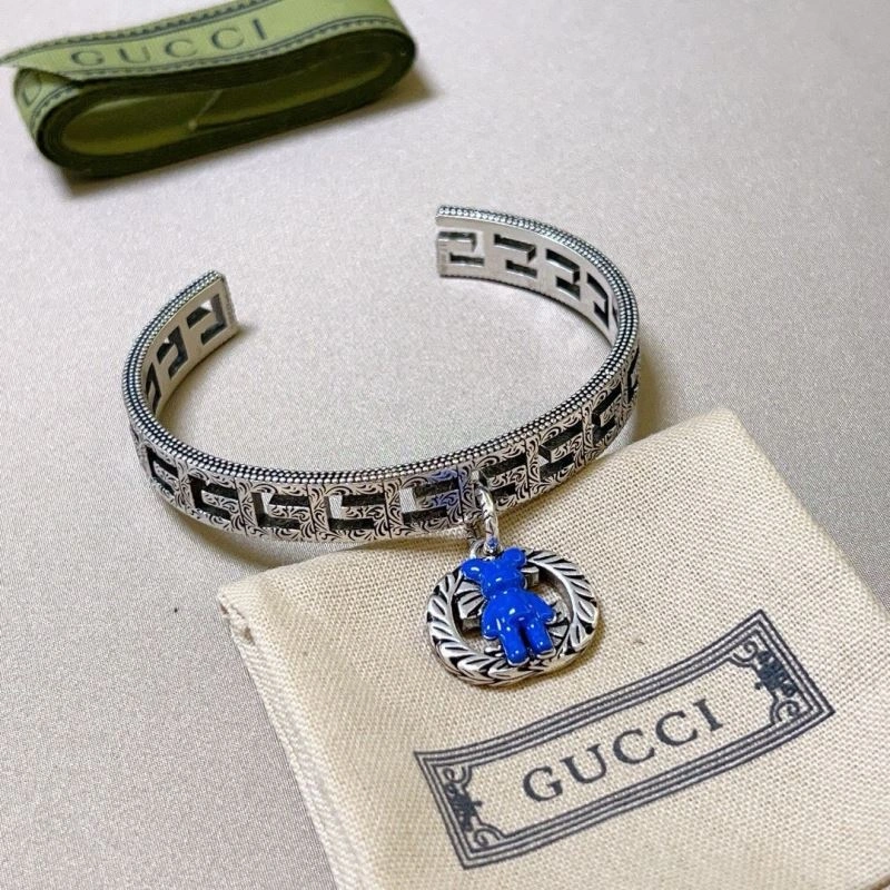 Comfortable Gucci Bracelets 245723