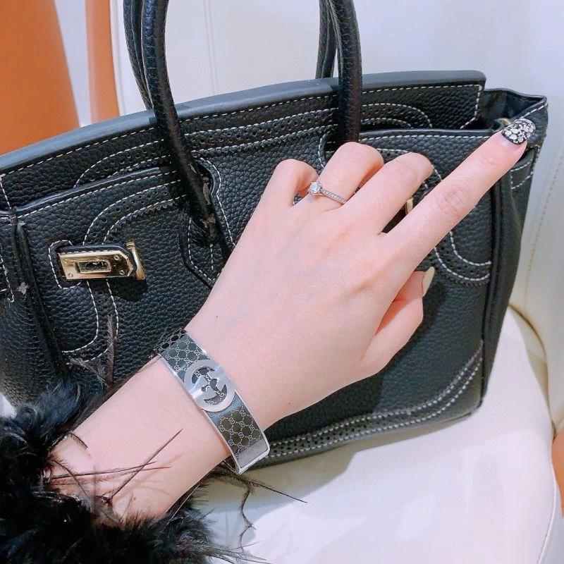Durable Gucci Bracelets 245675