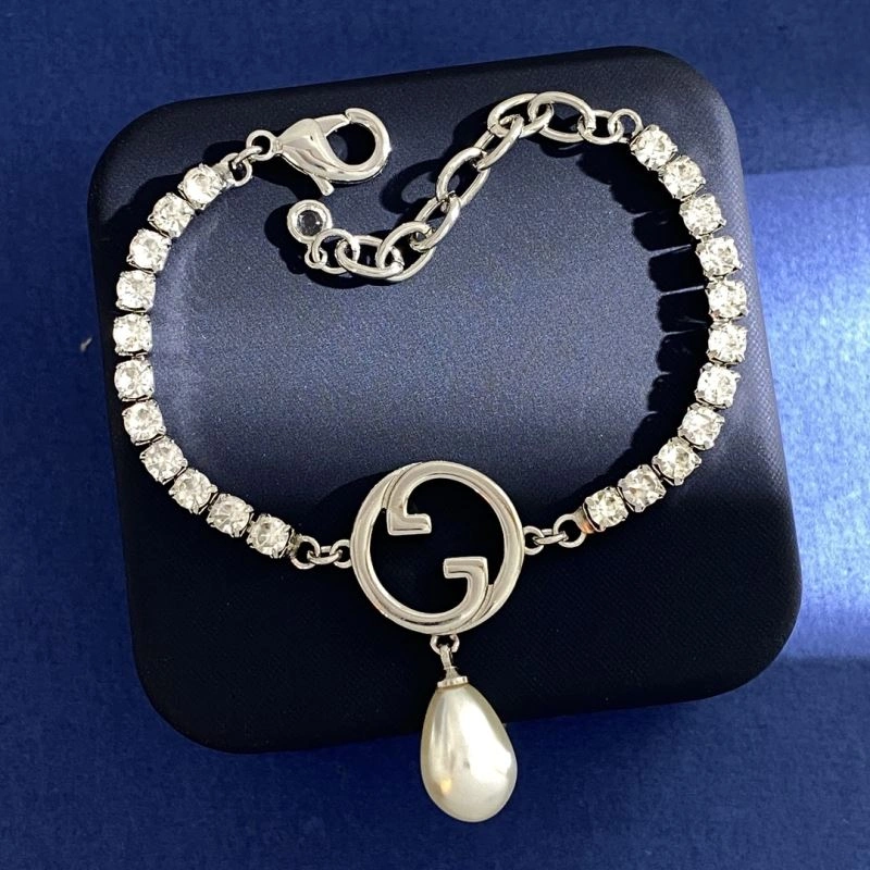 Popular Gucci Bracelets 245670