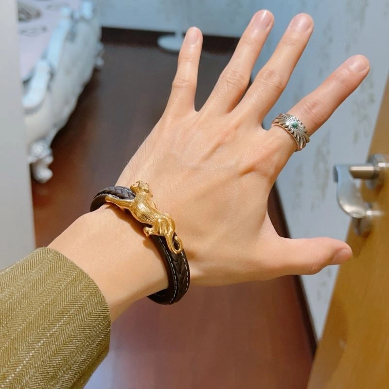 Bold Gucci Bracelets 245510