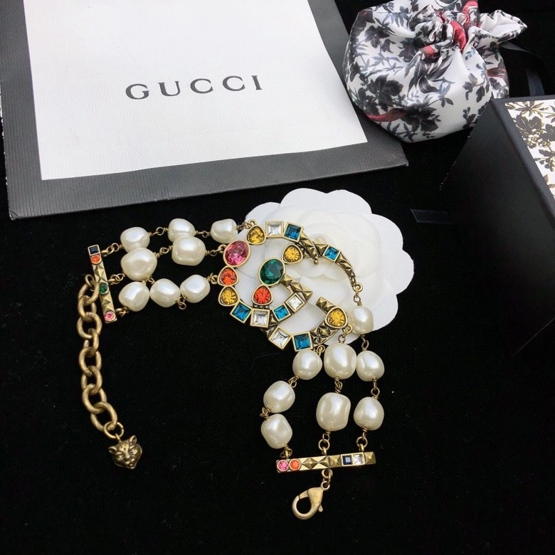 Snug Gucci Bracelets 245474