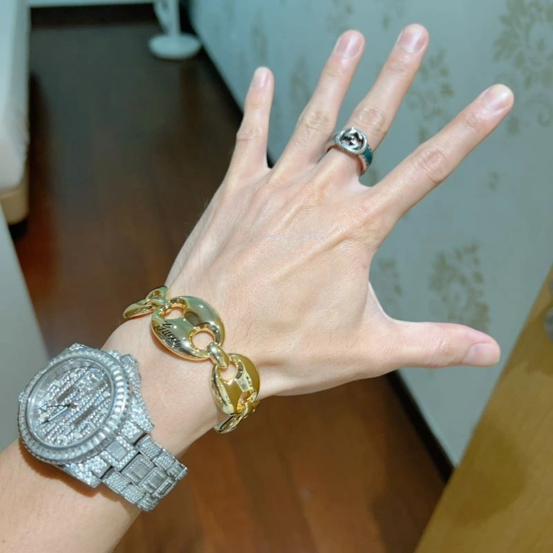 MoistureWicking Gucci Bracelets 245495