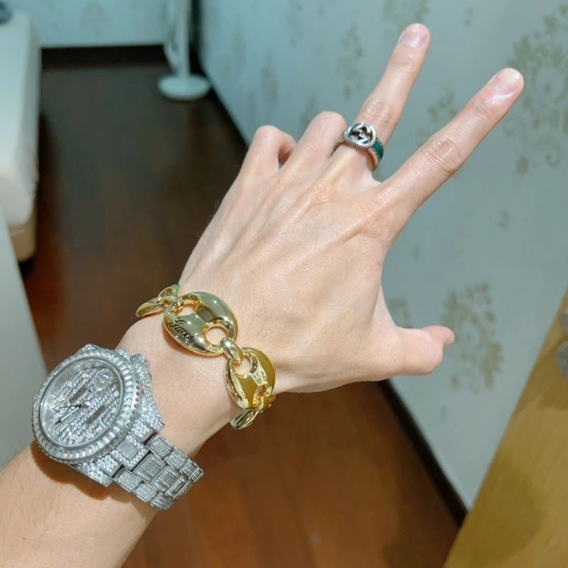 MoistureWicking Gucci Bracelets 245495