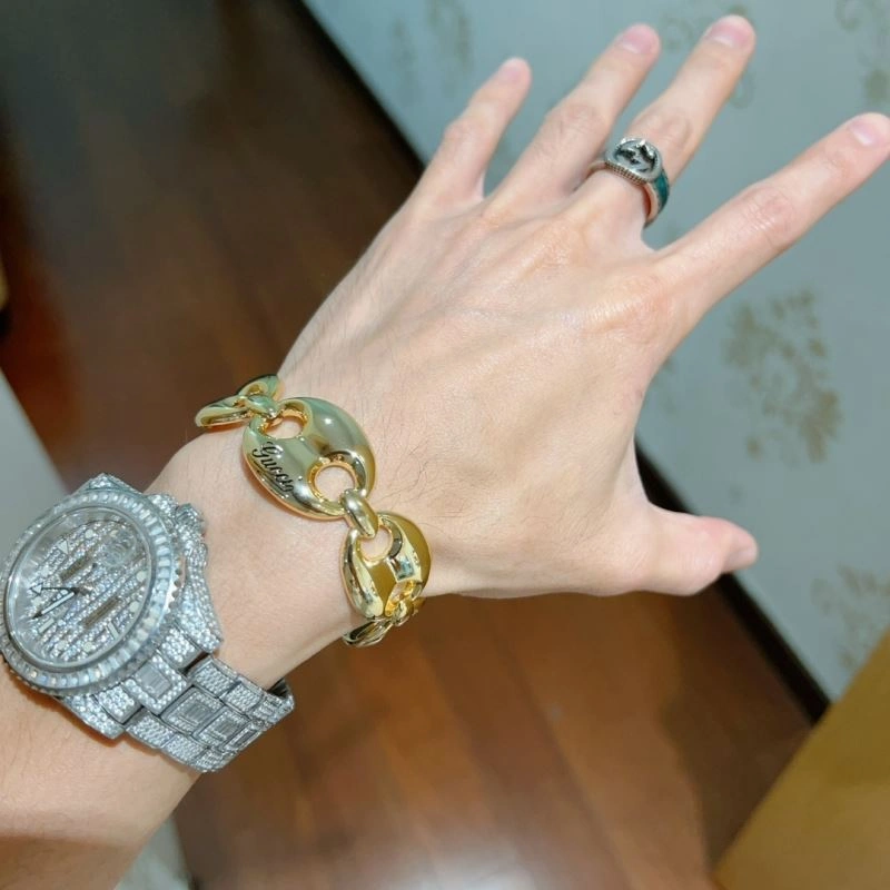 MoistureWicking Gucci Bracelets 245495