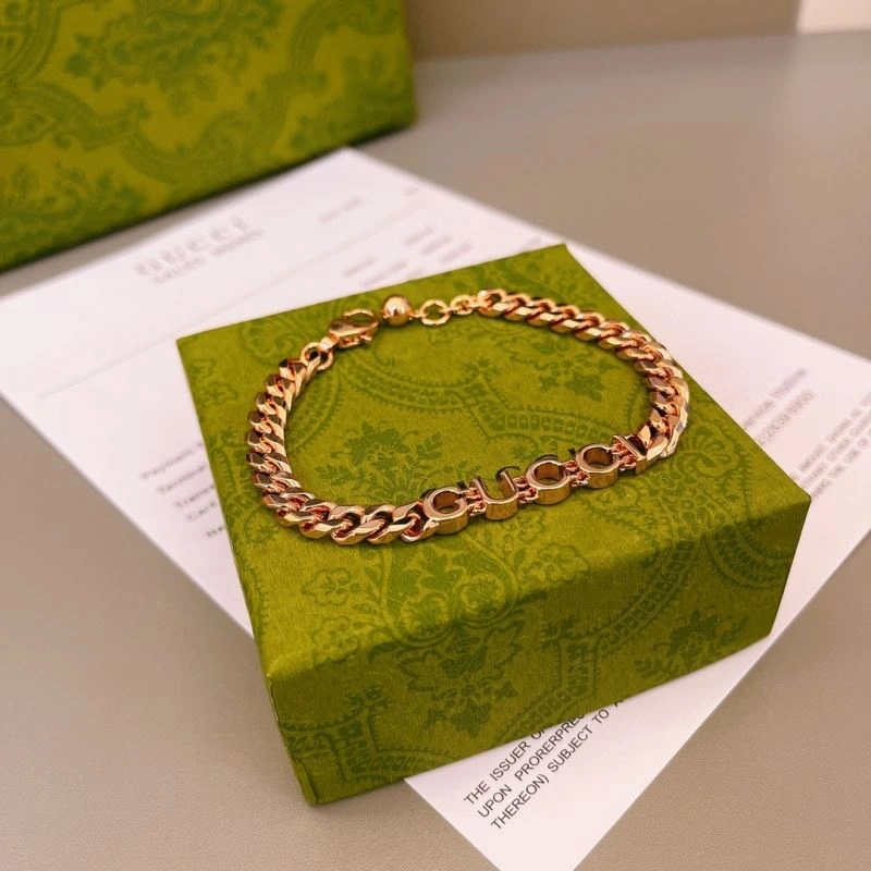 Stylish Gucci Bracelets 245331
