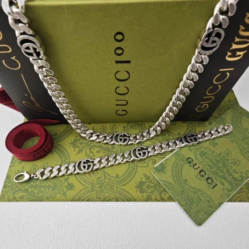 Cozy Gucci Bracelets 245307