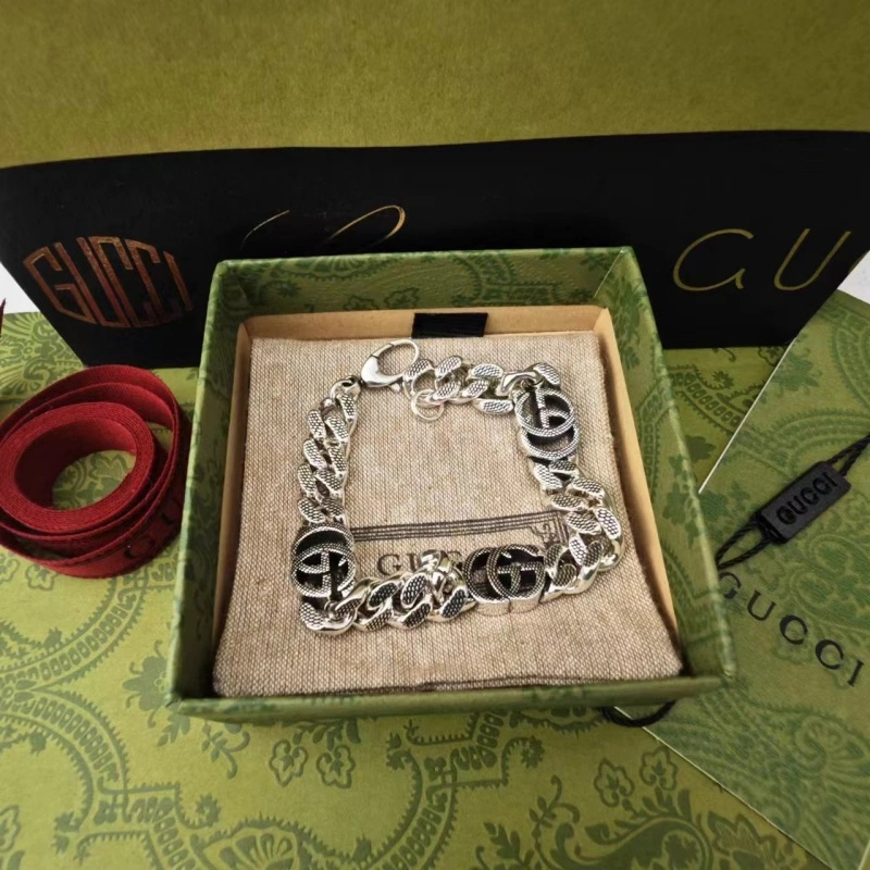 Cozy Gucci Bracelets 245307