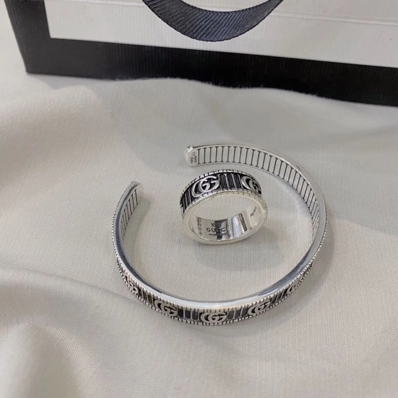 Chic Gucci Bracelets 245290