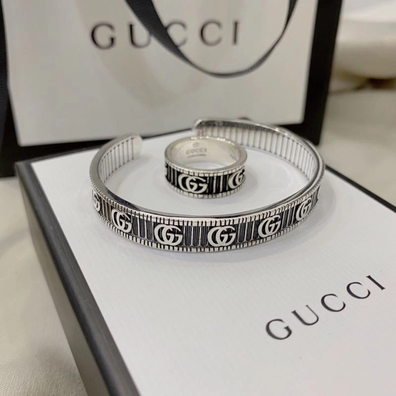 Chic Gucci Bracelets 245290