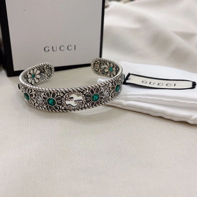 Gucci Bracelets Stylish 245275
