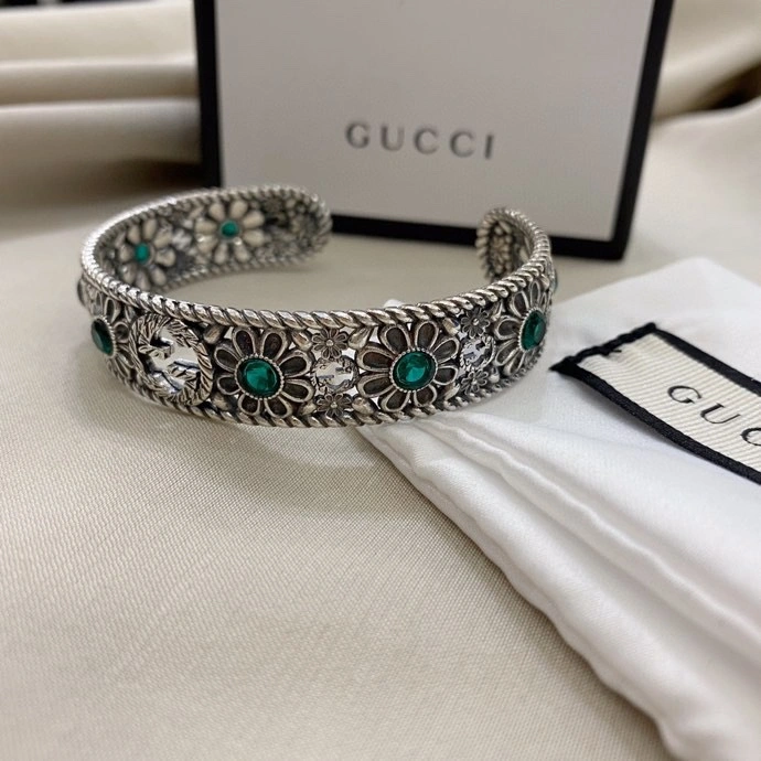 Gucci Bracelets Stylish 245275