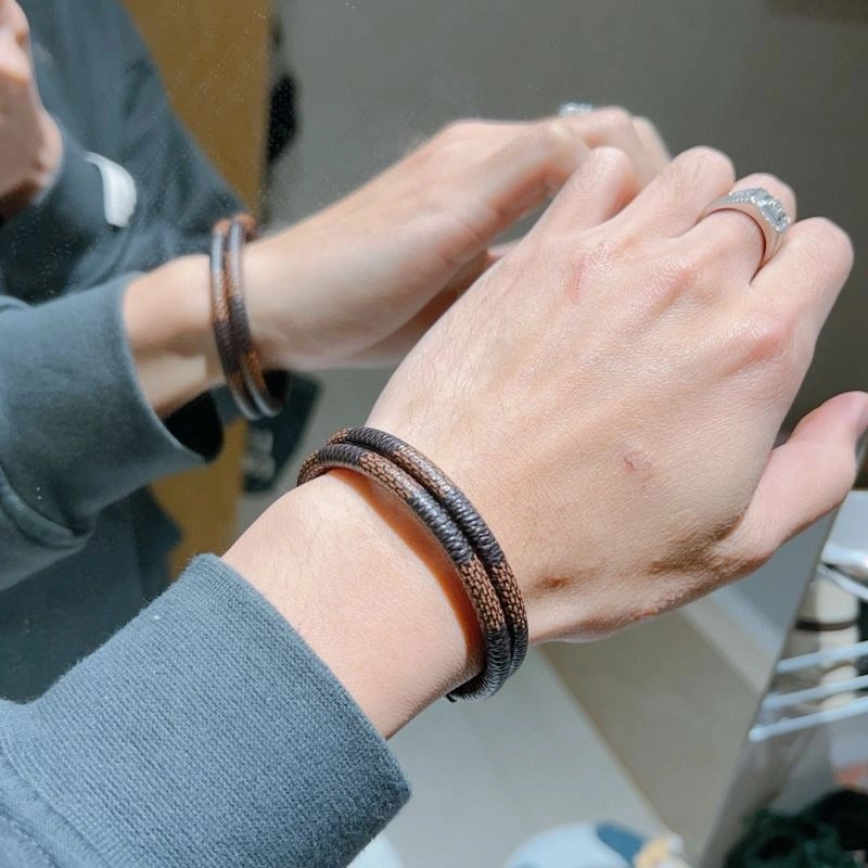 ZeroBulk Gucci Bracelets 245237