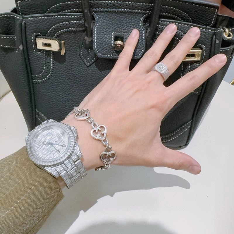 Bold Gucci Bracelets 245243