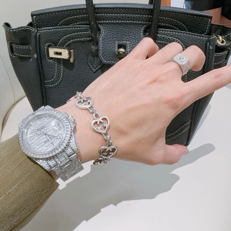 Bold Gucci Bracelets 245243
